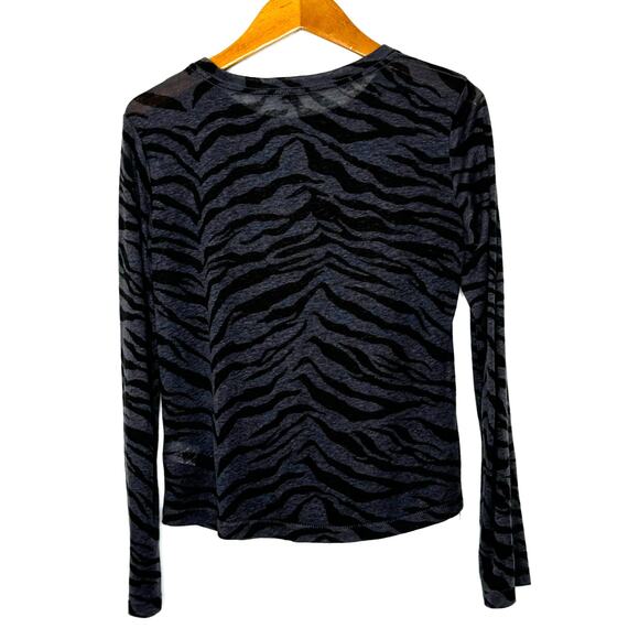 Rails Sully charcoal tiger stripe‎ top - Picture 2 of 9
